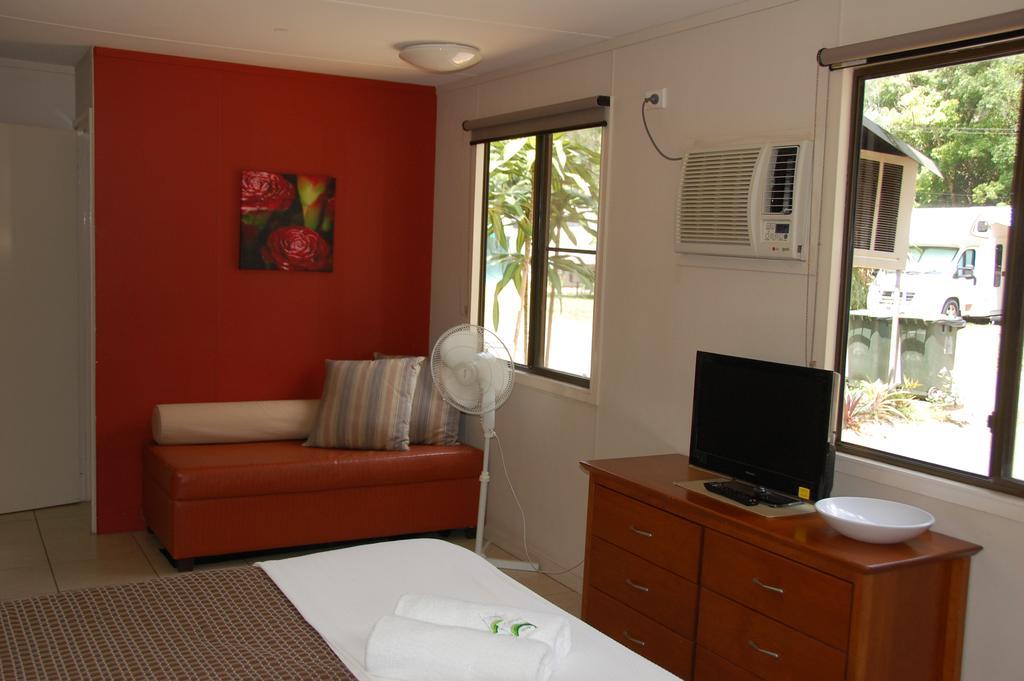 Lake Placid Tourist Park Hotel Caravonica Bagian luar foto